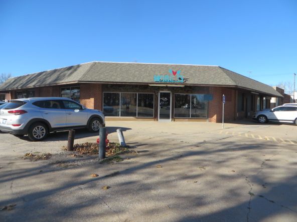 802 W Chickasha Ave, Chickasha, OK 73018